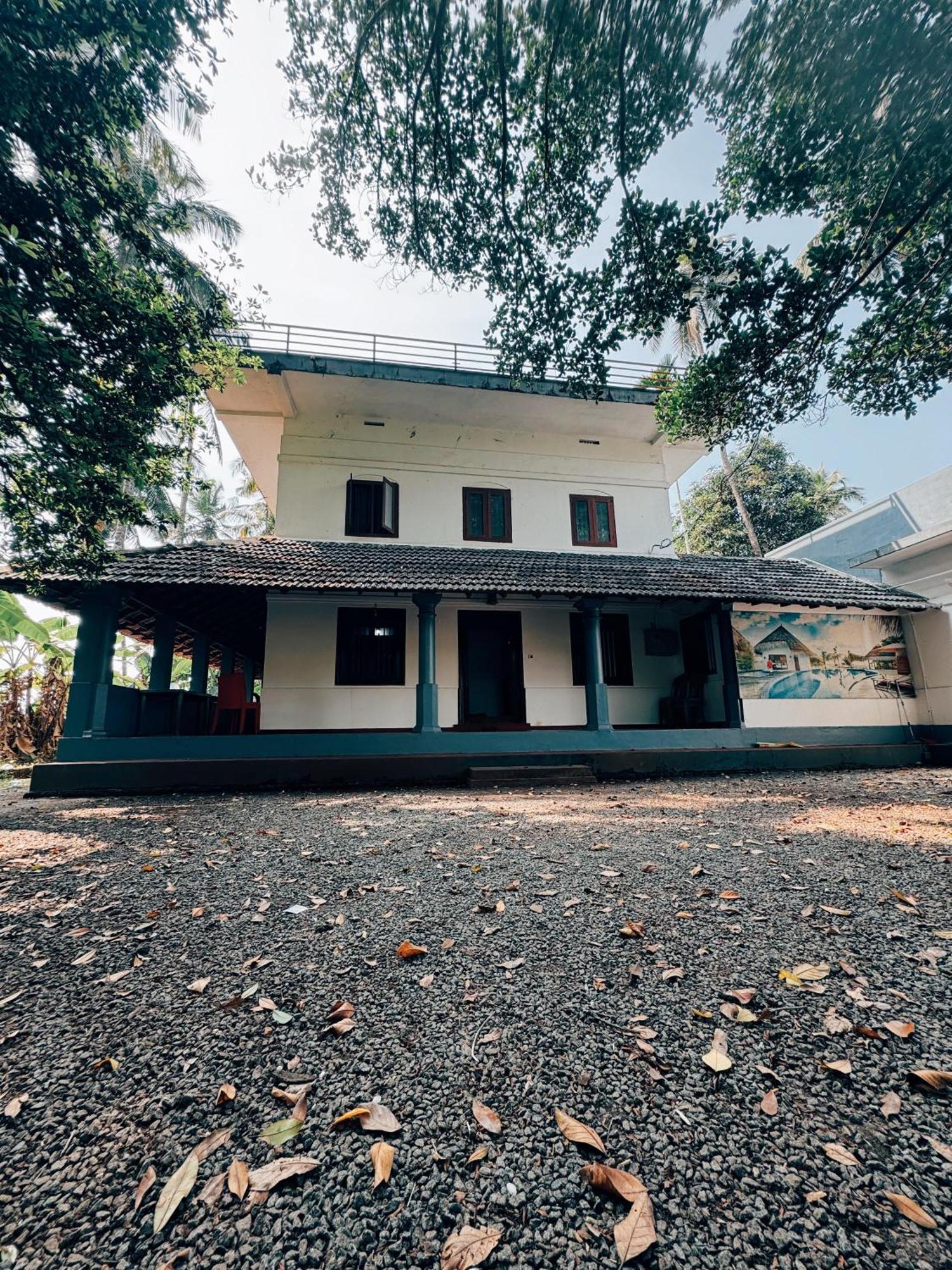 Bed and Breakfast Perch Next Door à Kannur Extérieur photo