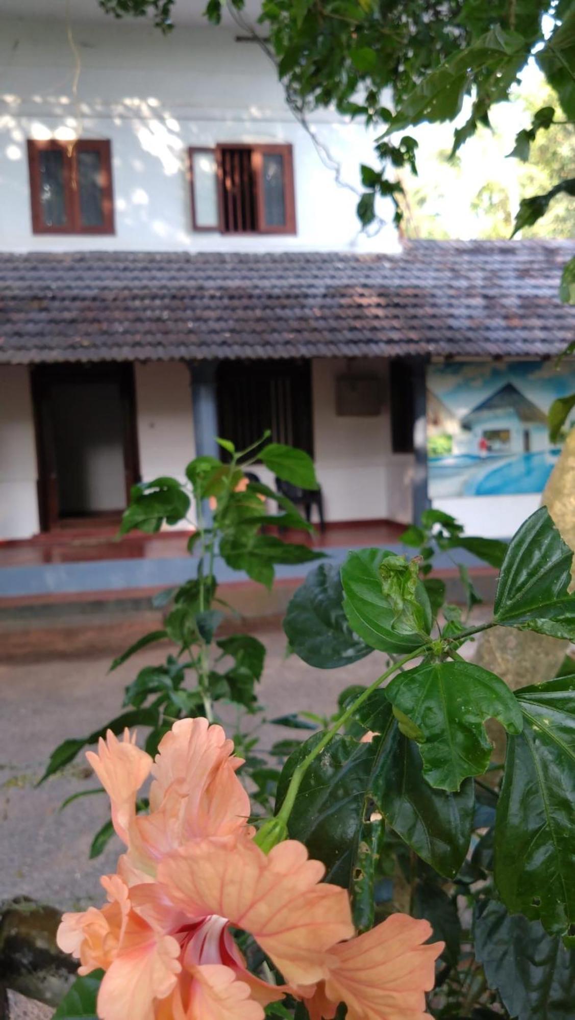Bed and Breakfast Perch Next Door à Kannur Extérieur photo